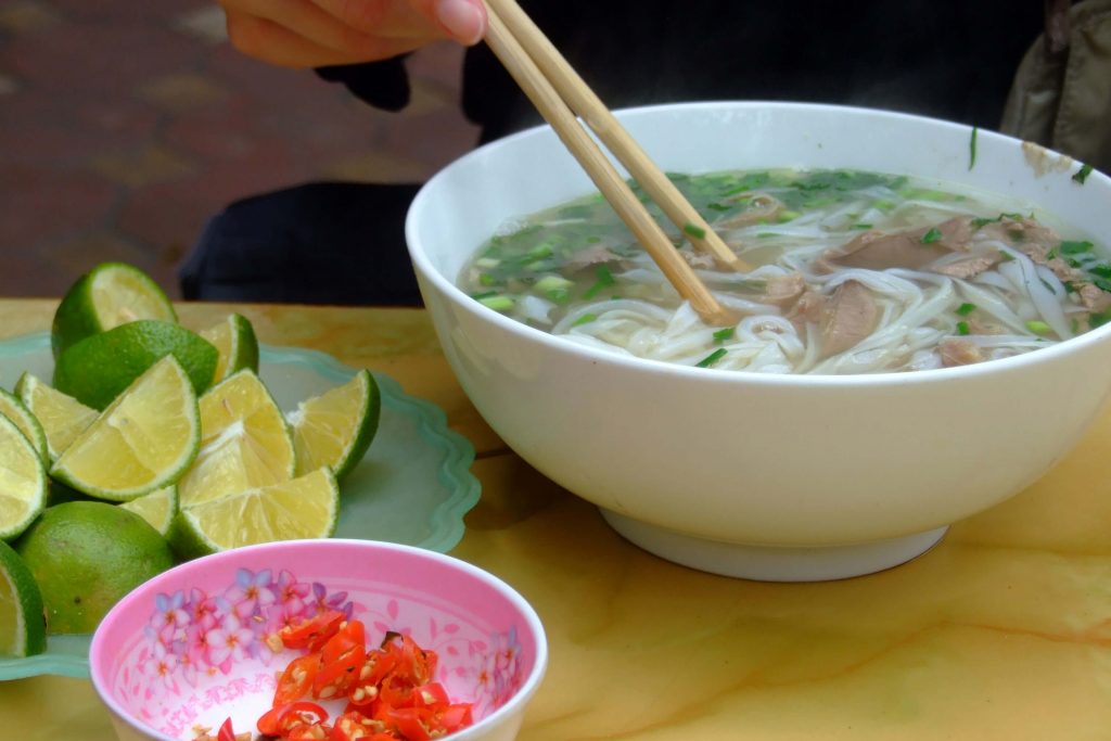 vietnam street food pho