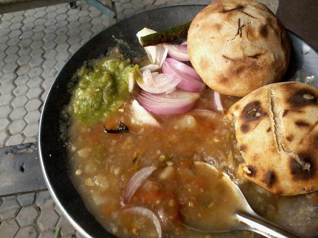street food of india litti chokha