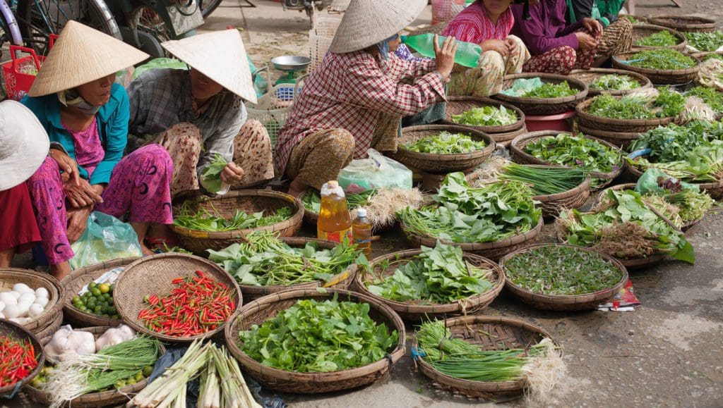 vietnam street food outdoor market
