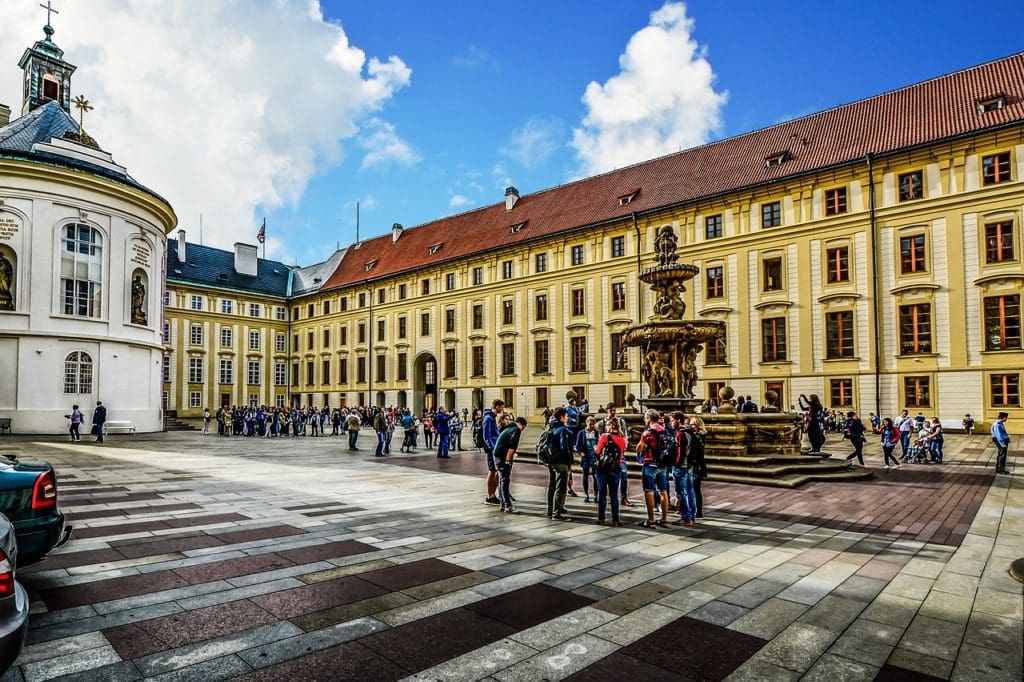 prague, castle, bohemia-2498950.jpg