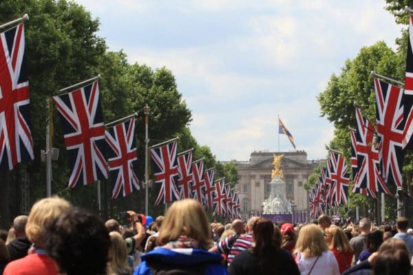 Life-Of-Queen-Elizabeth-New-1