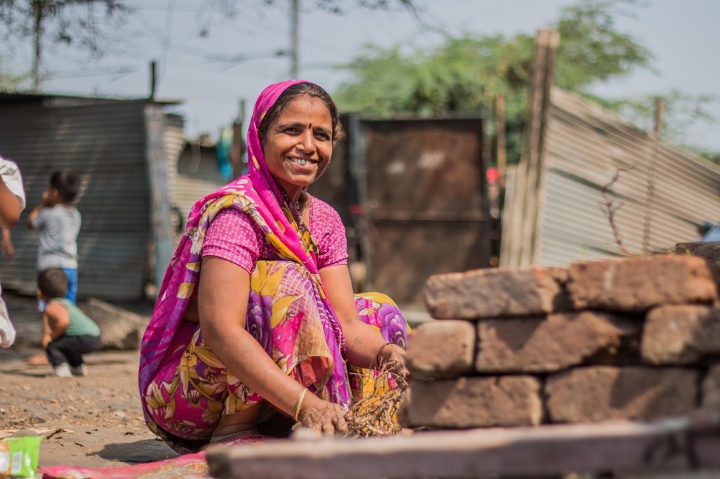 indian woman, portrait, street-2408609.jpg