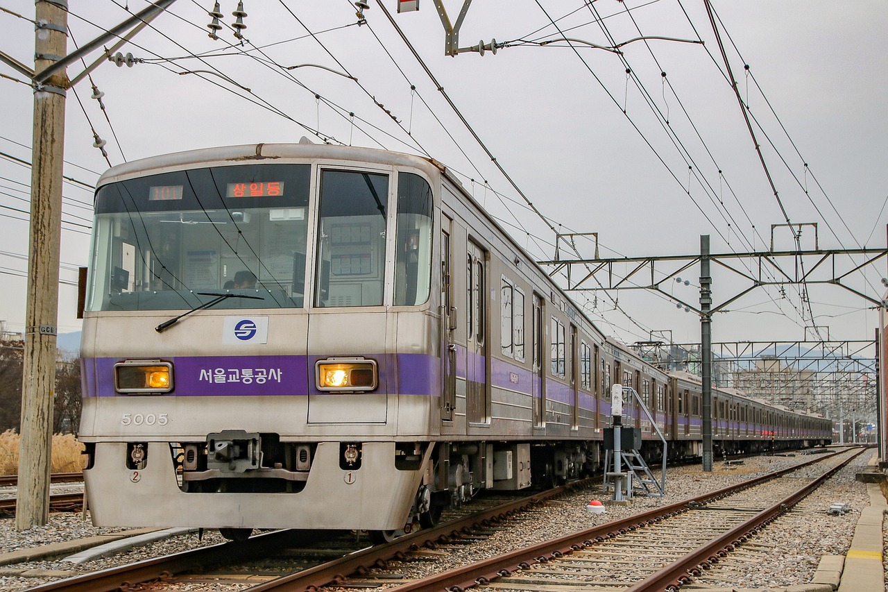 south korea subway, seoul, train-5445197.jpg