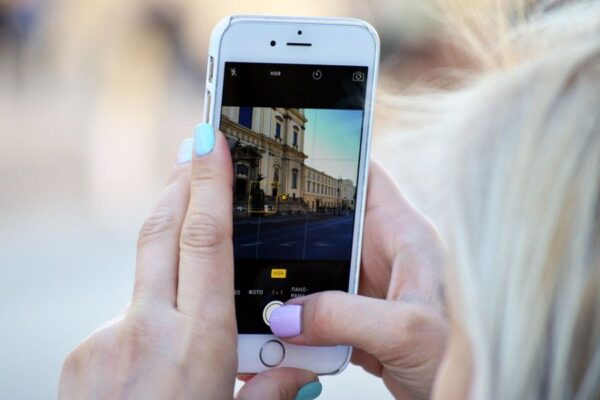 How to Take Amazing Travel Photos Using Your Cellphone