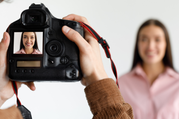 What to Wear for a U.S. Passport Photo